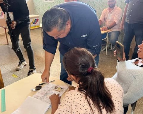 Bertucci called to wait for the official results and not to pay attention to the "exit polls"