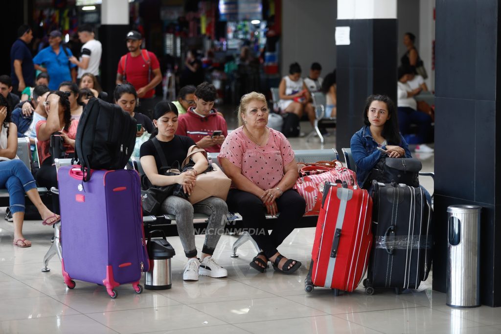 Busy bustle at the bus station, schedules are released at noon