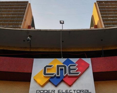 CNE reminded that there is no dress code to go to vote this #28Jul