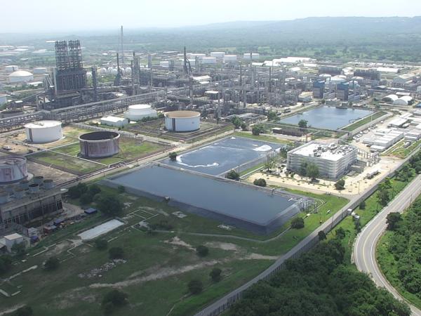 Cartagena refinery begins maintenance on three processing units