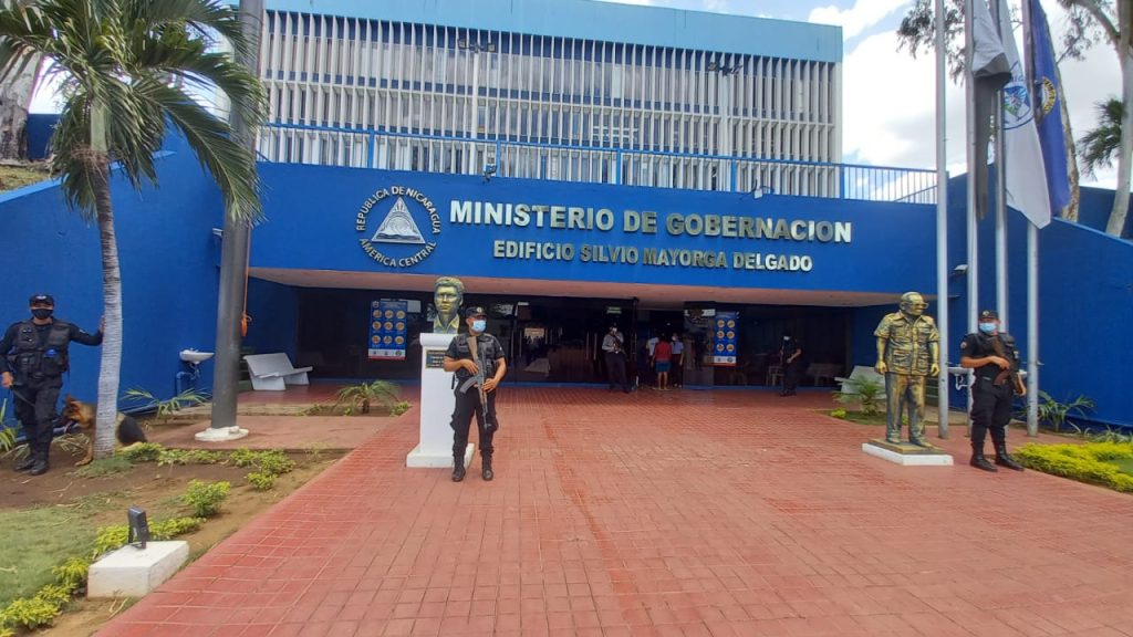 Chinese gain ground in Nicaragua; Ministry of the Interior formalizes registration of an Association of Chinese residents