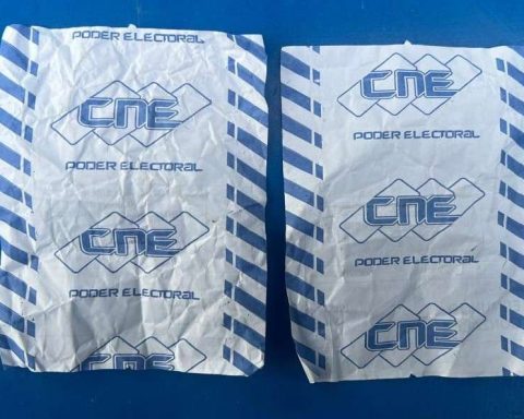 Citizen arrested in Zulia for taking photos of voting machine