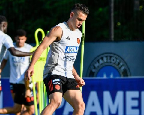 Colombia trains for the first time in Charlotte ahead of its clash with Uruguay