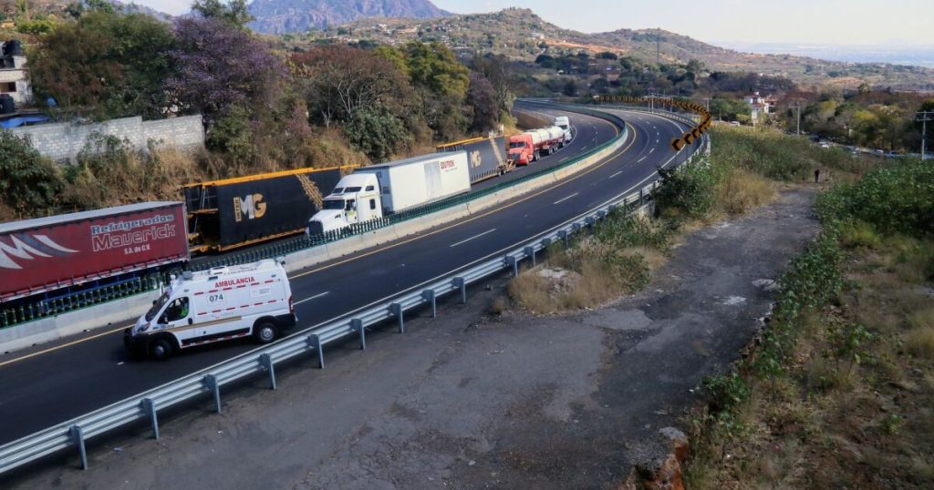 Cost of transit on the La Pera-Cuautla highway increases