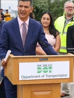 DOT-NYC has more than 250 vacancies