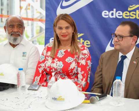 EDEEste deja inaugurada subestación Romana Pueblo con nuevo transformador de potencia