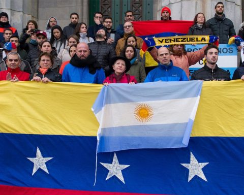 Eight countries request guarantees for a “transparent” vote count