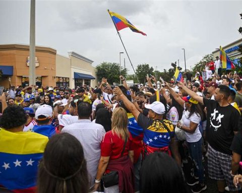 Elections in Venezuela: Voting closed without incident and the first results are expected in the next few hours