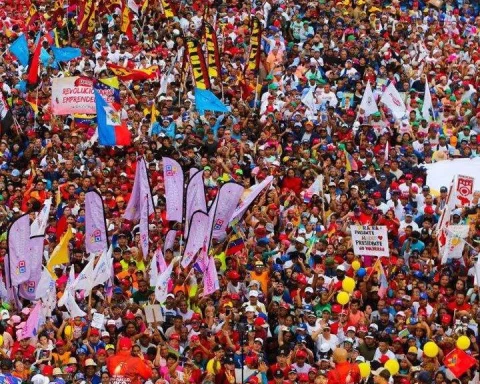 End of the electoral campaign between the Zulia steamer and the Caracas breeze