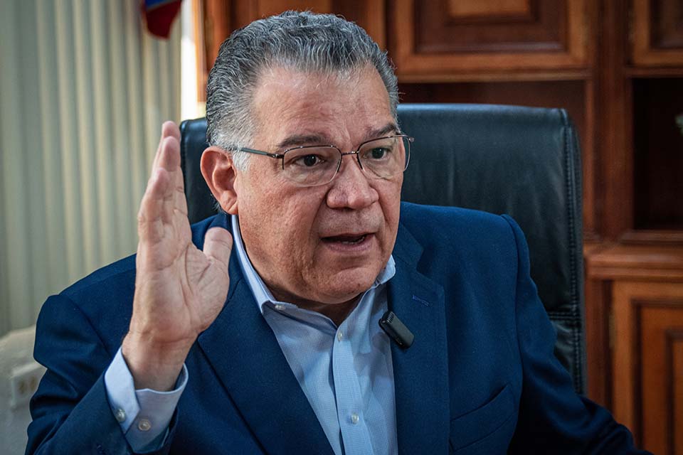 Enrique Márquez candidato María Graterol