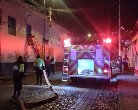 Fire consumes part of supermarket in downtown Cusco (PHOTOS)
