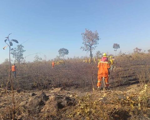 Fires in Roboré threaten three communities and a protected area