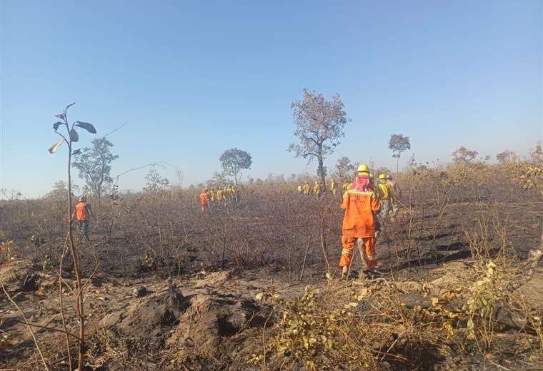 Fires in Roboré threaten three communities and a protected area