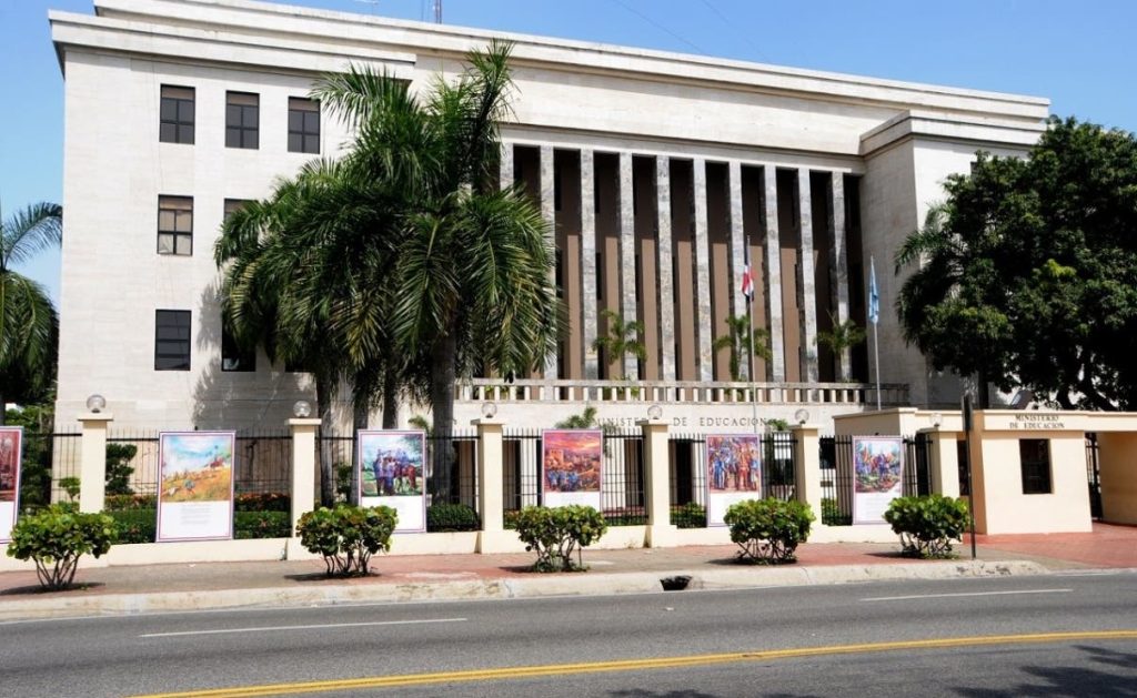 Haitianos son más en 21 escuelas del Gran Santo Domingo