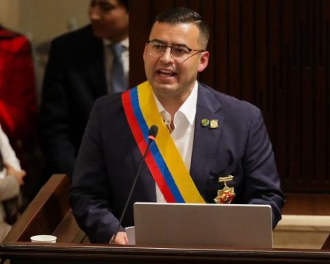 House of Representatives elected Jaime Raúl Salamanca as new president