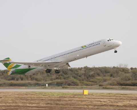Aerolíneas nacionales retoman operaciones aéreas Laser Airlines