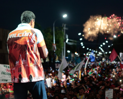 Maduro from Coro: Falcon on the 28th takes to the streets to celebrate victory