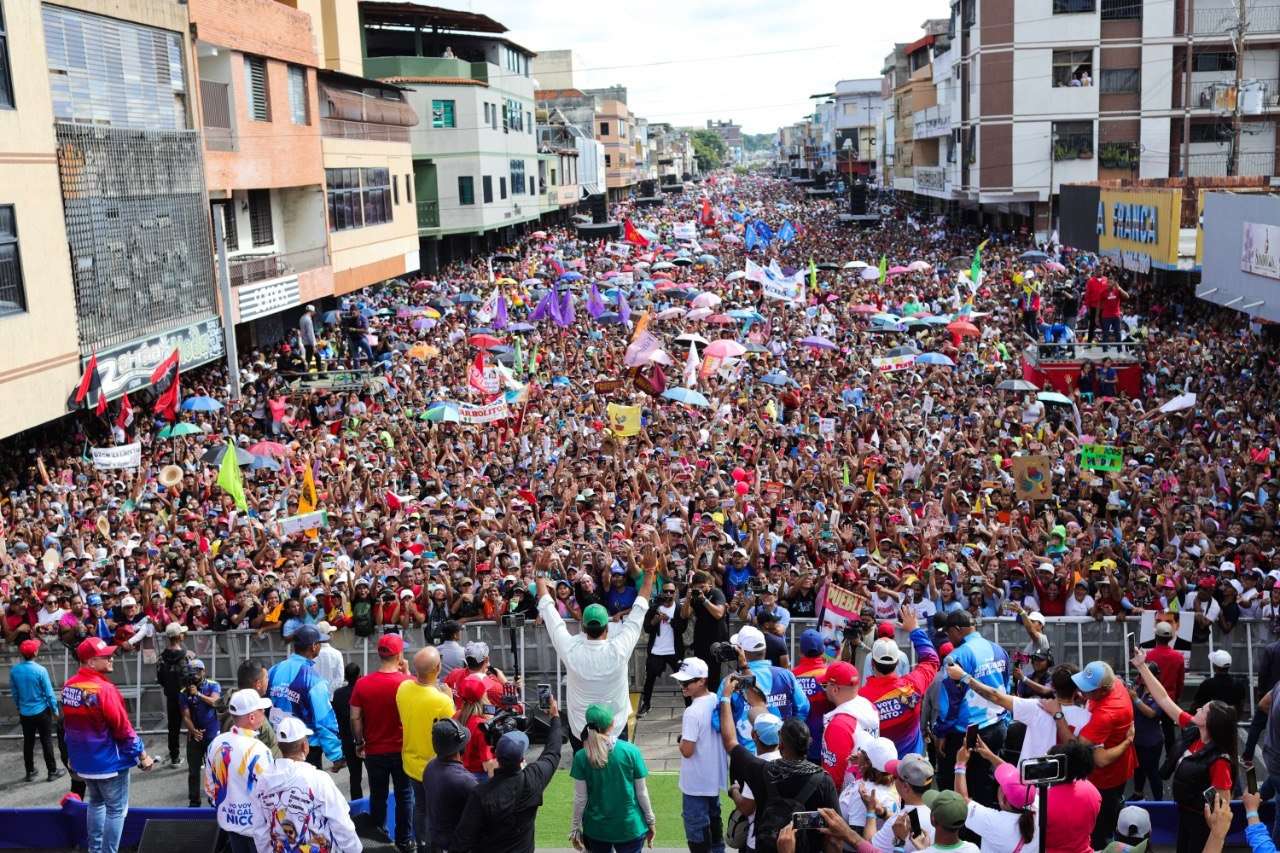 Maduro from Yaracuy: The people will not let their country be stolen