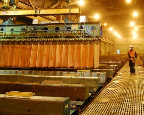Mining: silver production grows, but copper production falls