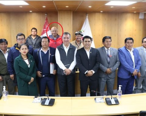 Minister of Transport receives Fredepa: an organization linked to Shining Path, according to Dircote