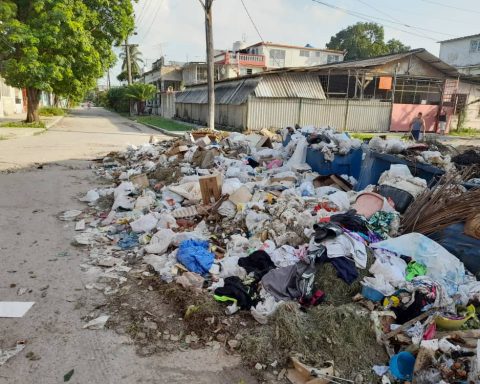 More than 40% of garbage trucks out of service in Havana