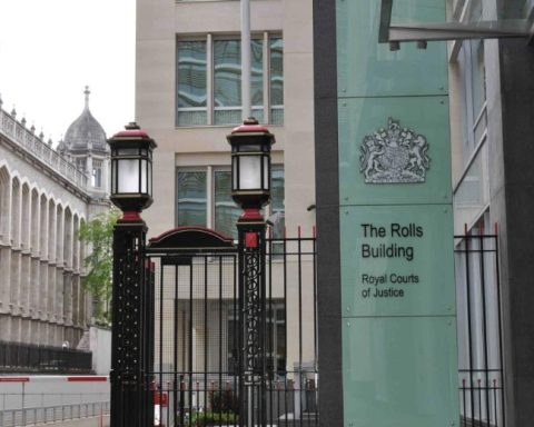 Cuba, Londres, juicio, Banco Nacional de Cuba, CRF