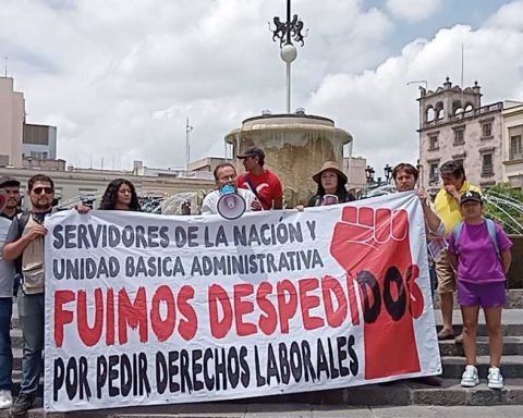 Nation's servants accuse dismissals for demanding rights in Welfare