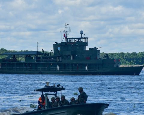 Peru, Brazil and Colombia jointly train their military forces to combat crime on river routes