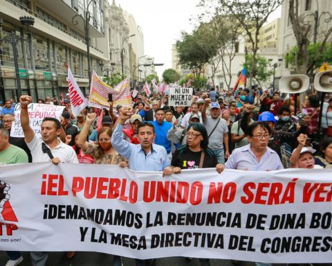 Peru: Democracy in decline