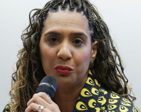 Political violence based on gender and race is the theme of a meeting in Rio