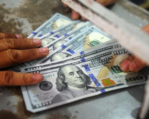 Precio del dólar hoy en RD 21 de julio compra y venta