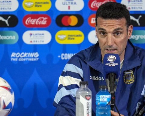 Scaloni says Messi is fit to play against Canada