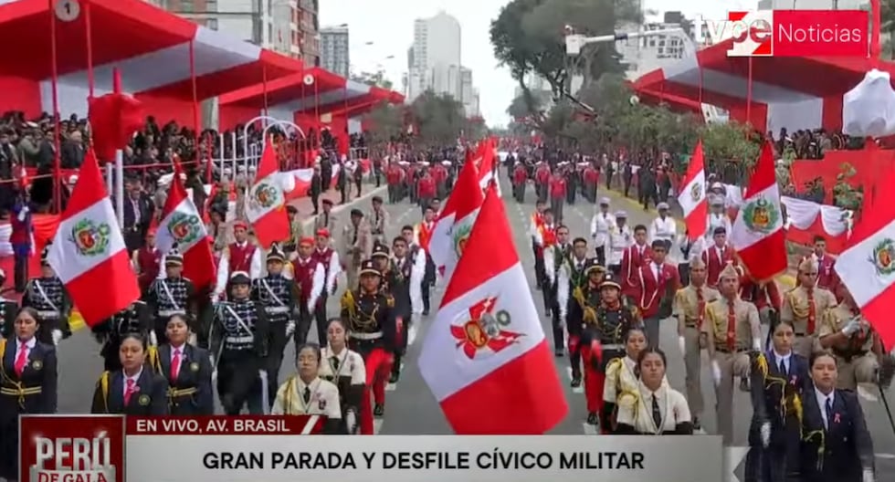 This was the participation of the emblematic Santa Isabel school in the Great Parade and Military Parade (VIDEO)