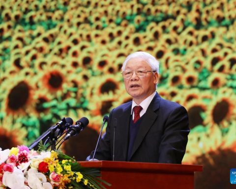 Veteran leader of Vietnam's Communist Party dies