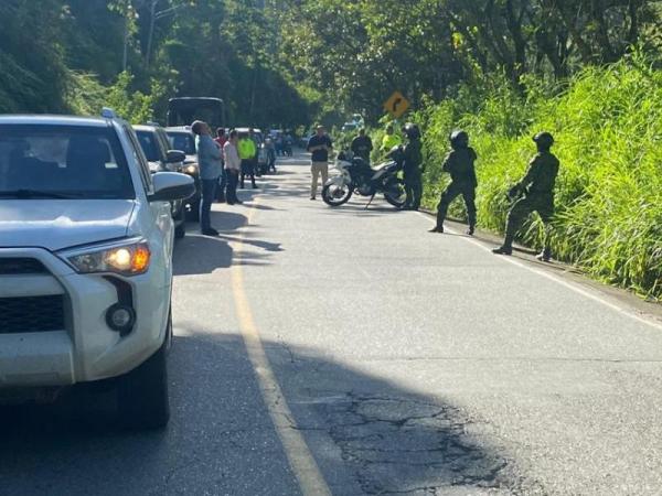 What did the UNP say after the detention of vans transporting FARC dissidents?