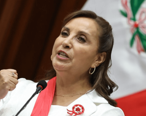 Where can I watch President Dina Boluarte's address to the nation before Congress on July 28?