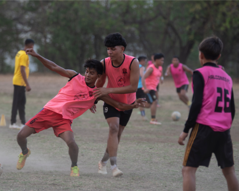 "The Hawks": the football group that breaks the stereotypes of machismo in Nicaragua