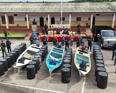 18 people were caught in Zulia with war material