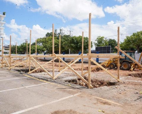 Abinader realiza primer palazo para construcción de Instituto Policial de Educación Superior