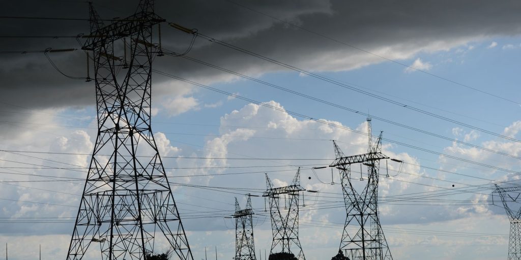 Acre and Rondônia are left without electricity