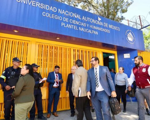 Anti-gangster commission begins tours of UNAM, IPN and Bachilleres campuses
