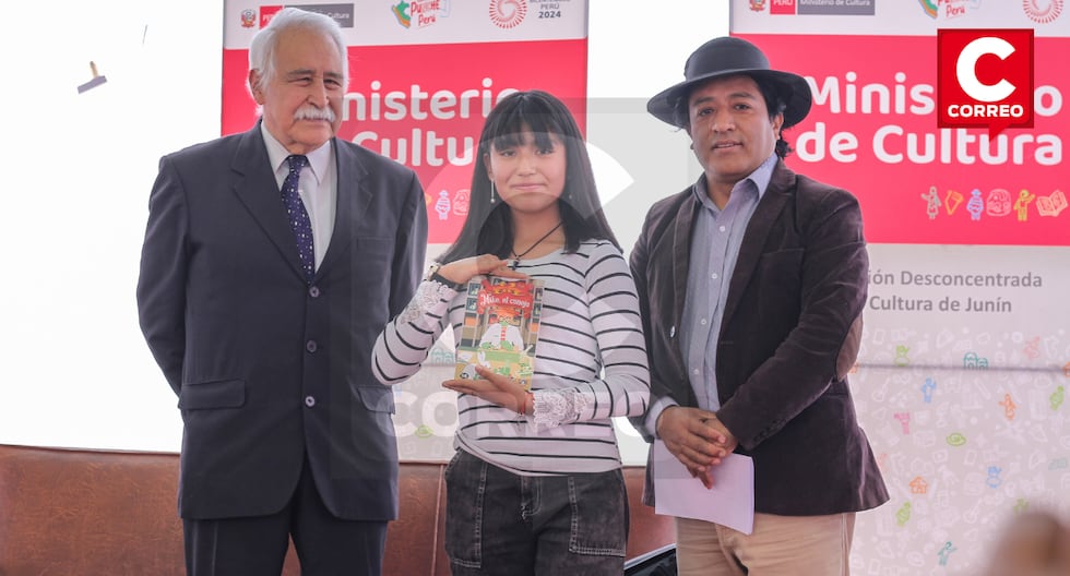 Antuaneth Inga: 12-year-old writer presents her book 'Mike the Rabbit' at the VIII FIL