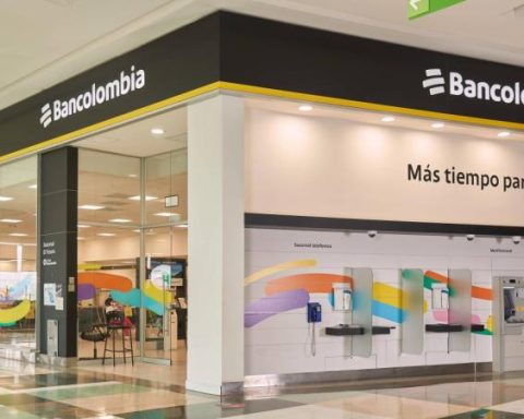 Bancolombia explains the fees it charges users with savings accounts