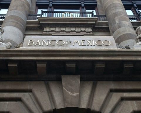 Banxico minutes highlight disagreements over rate cuts