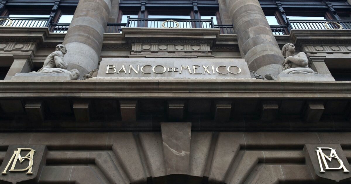 Banxico minutes highlight disagreements over rate cuts