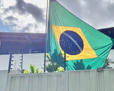 La bandera de Brasil fue izada en la Embajada de Argentina en Venezuela