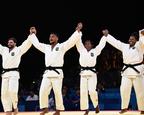 Brazilian judo closes Olympics with team bronze