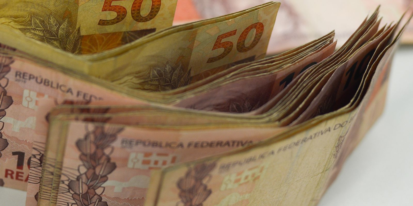 Brazilians have yet to withdraw R$8.5 billion in amounts owed