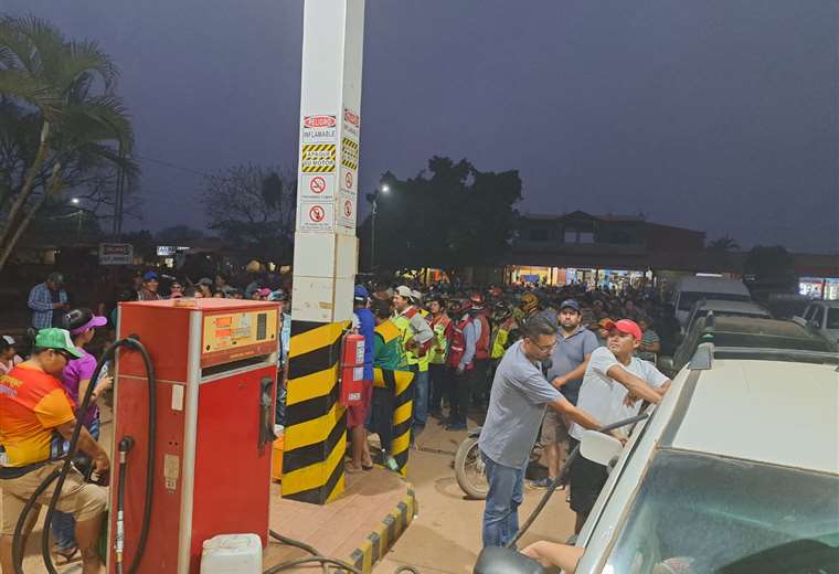 Chaos, anger and fatigue in the fuel lines in Concepción