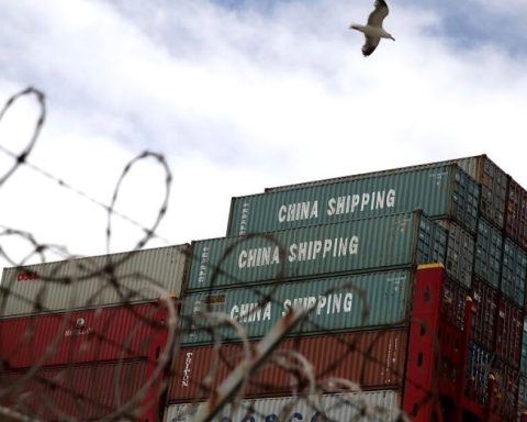 Chinese exports grew at their slowest pace in three months in July
